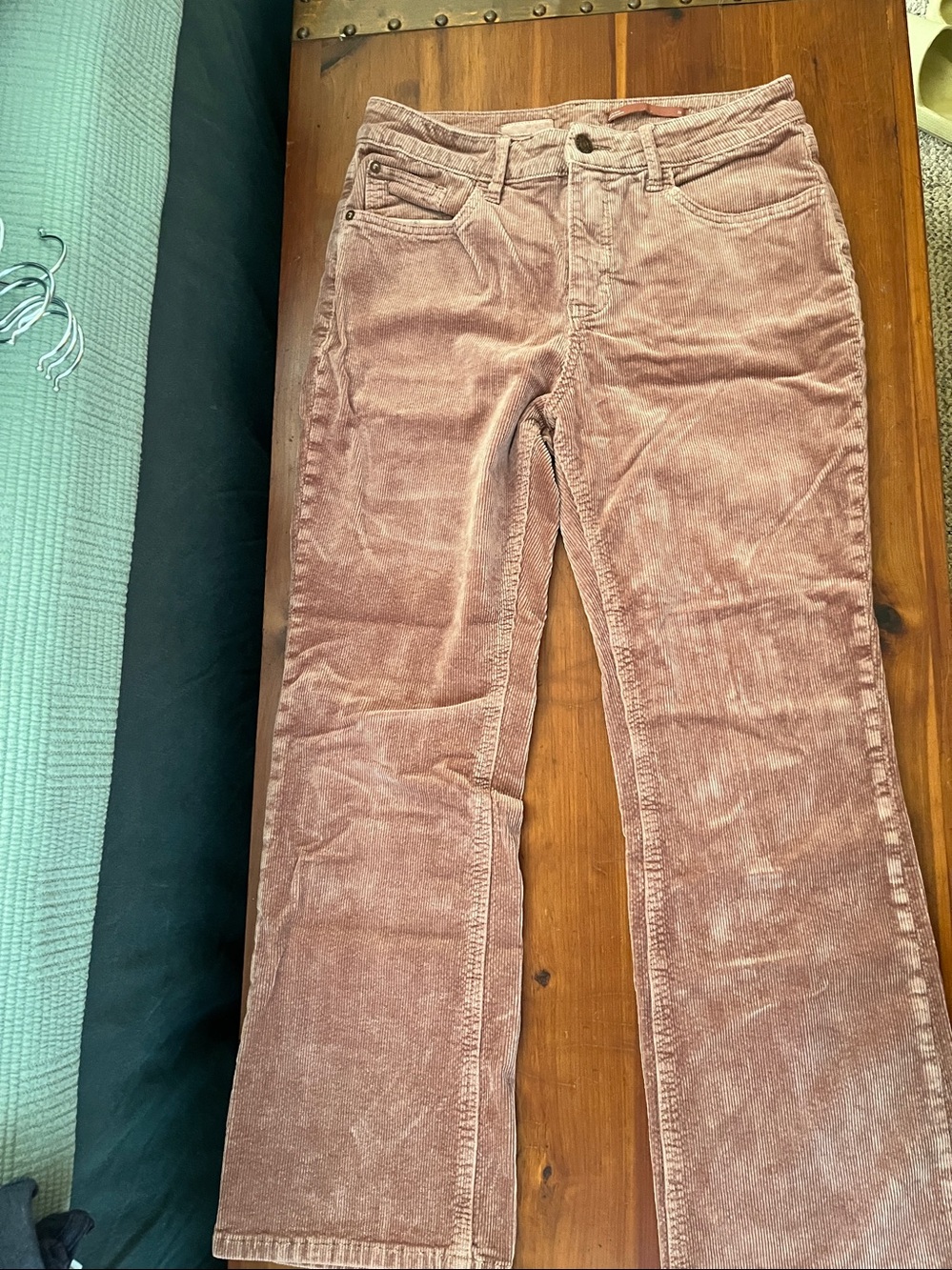 Pilcro Corduroy pants  in Dusty Rose Blush